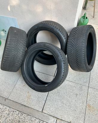 Set 4 Pneumatici Hankook invernali