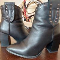 Stovaletto tronchetto Cafe Noir