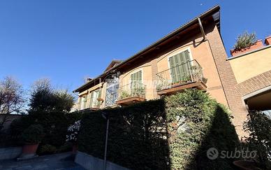 BILOCALE MANSARDATO IN CONTESTO RECENTE