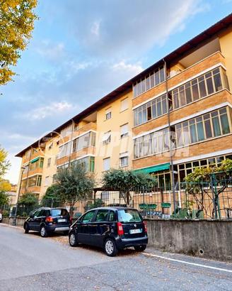 AMPIO TRILOCALE CON TERRAZZO E BOX AUTO!