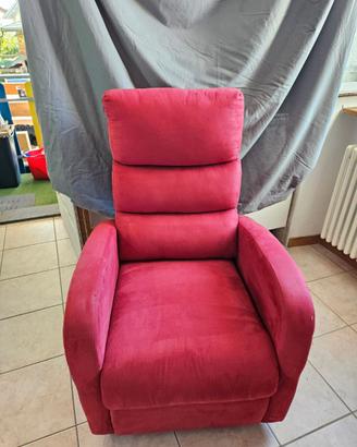 POLTRONA RELAX ELETTRICA ALZAPERSONA – ROSSA