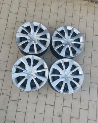 N.4 CERCHI ORIGINALI OPEL CORSA R.16”