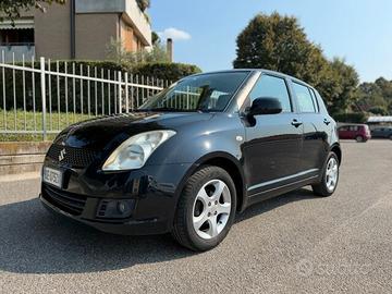 Suzuki Swift 1.3 4x4 5p. GL