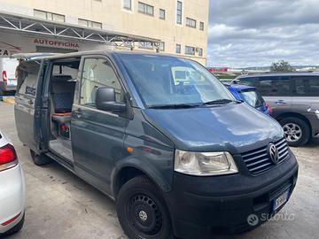 Volkswagen Multivan 2.5 TDI 130CV - Cambio Manuale