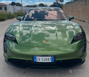 Porsche Taycan 4S