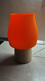 lampada arancione moderna 