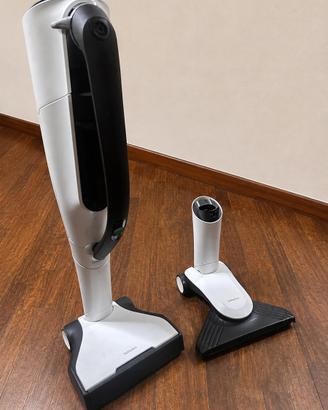 Vorwerk Folletto VK7 + VR7 Robot + Accessori