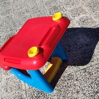Tavolino scrivania per bambini