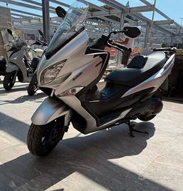 Suzuki Burgman 400 Scooter