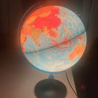 Mappamondo - illuminato