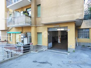 POSTO AUTO A GENOVA