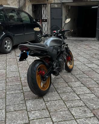 Honda hornet 600