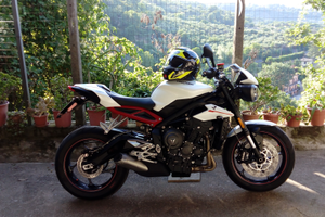 Triumph Street Triple 765 R