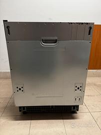 Lavastoviglie Master kitchen ancora in garanzia