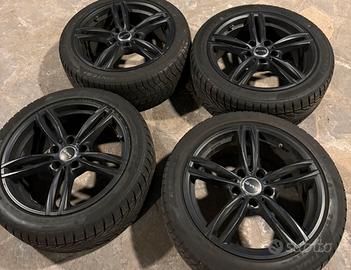 CERCHI IN LEGA AVUS CON PNEUMATICI INVERNALI