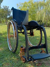 Carrozzina kuschall champion  ultraleggera nuova