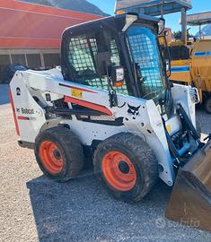 BOBCAT S550 mini pala