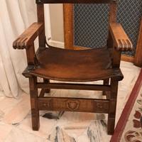 coppia di sedie poltrone in stile spagnolo