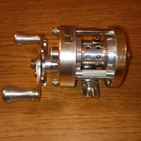 Nuovo mulinello baitcasting Isuzu Kogyo bc421sssc 