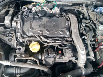 MOTORE M9R A8 RENAULT LAGUNA 3 Sport Control 4 SW