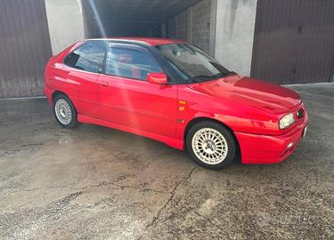 Lancia Delta hpe