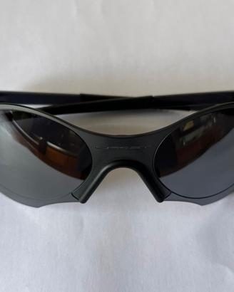 Oakley Sub Zero 0.5
