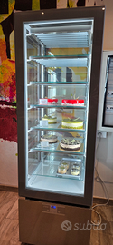 Vetrina refrigerata per torte gelateria