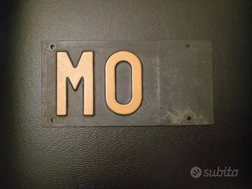 Sigla MO (Modena) per targa arancione.