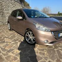 Peugeot 208 1.6 e-HDi 92 CV Stop&Start 5 porte All