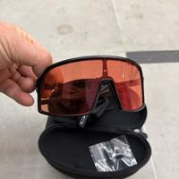 Oakley sutro S