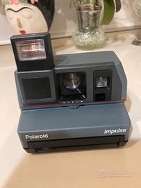 Polaroid Impulse. Fotocamera Vintage