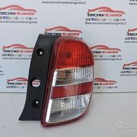 Faro stop nissan micra mk13 rf1174