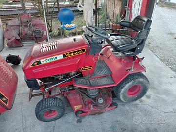trattorino con raccoglitore 15cv 