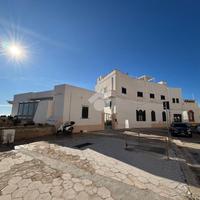 3 LOCALI A GALLIPOLI