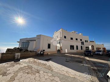 3 LOCALI A GALLIPOLI