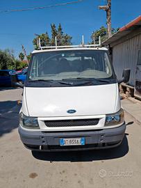 Ford Transit doppia cabina 7 posti