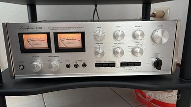 Accuphase E-202