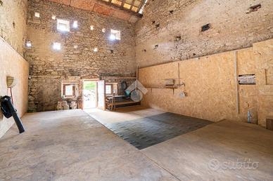 RUSTICO A ROVERÈ VERONESE