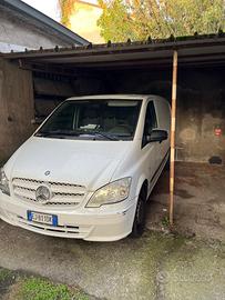 Furgone Mercedes Benz Vito
