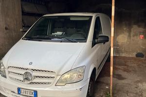 Furgone Mercedes Benz Vito