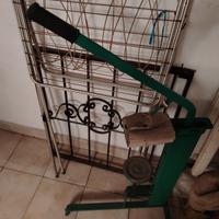 Tappatrice  e imbottigliatrice