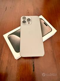 Apple iPhone 15 Pro Max Titanio Naturale