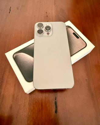 Apple iPhone 15 Pro Max Titanio Naturale