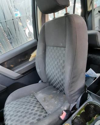 LAND ROVER FREELANDER 2 ANNO 2008 - TAPPEZZERIA
