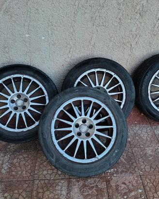 cerchi alfa 156/147 da 16 con pneumatici 