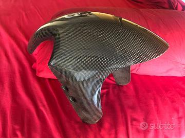 Parafango nuovo carbonio + giacca nuova spidi
