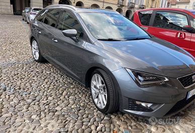 SEAT LEON 1.6 TDI 105 CV ST S/S BUS.HIGH
