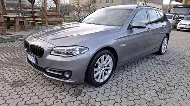 BMW 530 d xDrive Touring Luxury