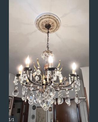 Lampadario classico ed elegante