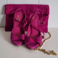 Sandalo in camoscio + pochette abbinata